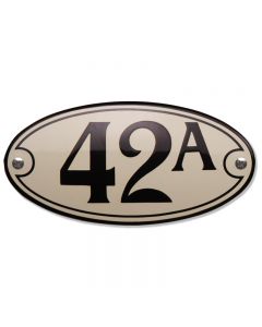 House number oval with frame and colored edge