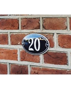 House number oval with frame and colored edge