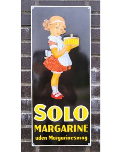 SOLO MARGARINE - Black facing right limited edition