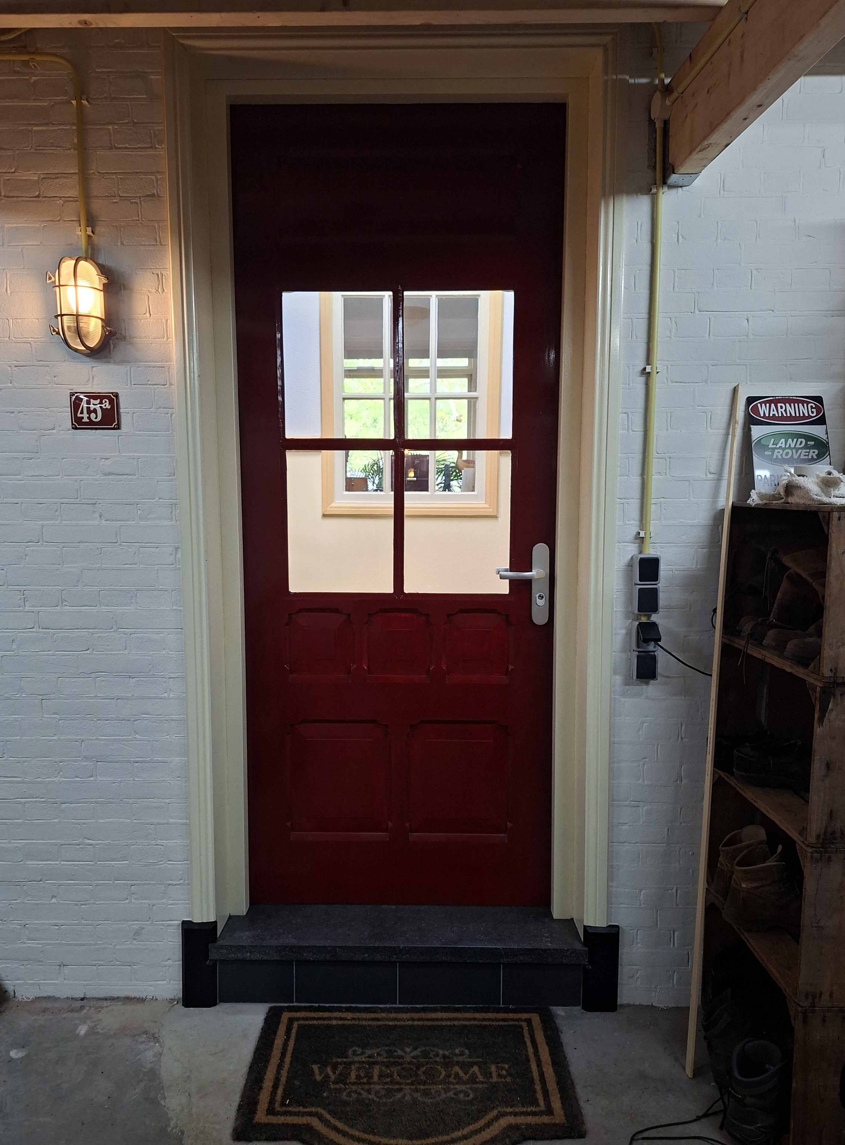 House number curved with frame